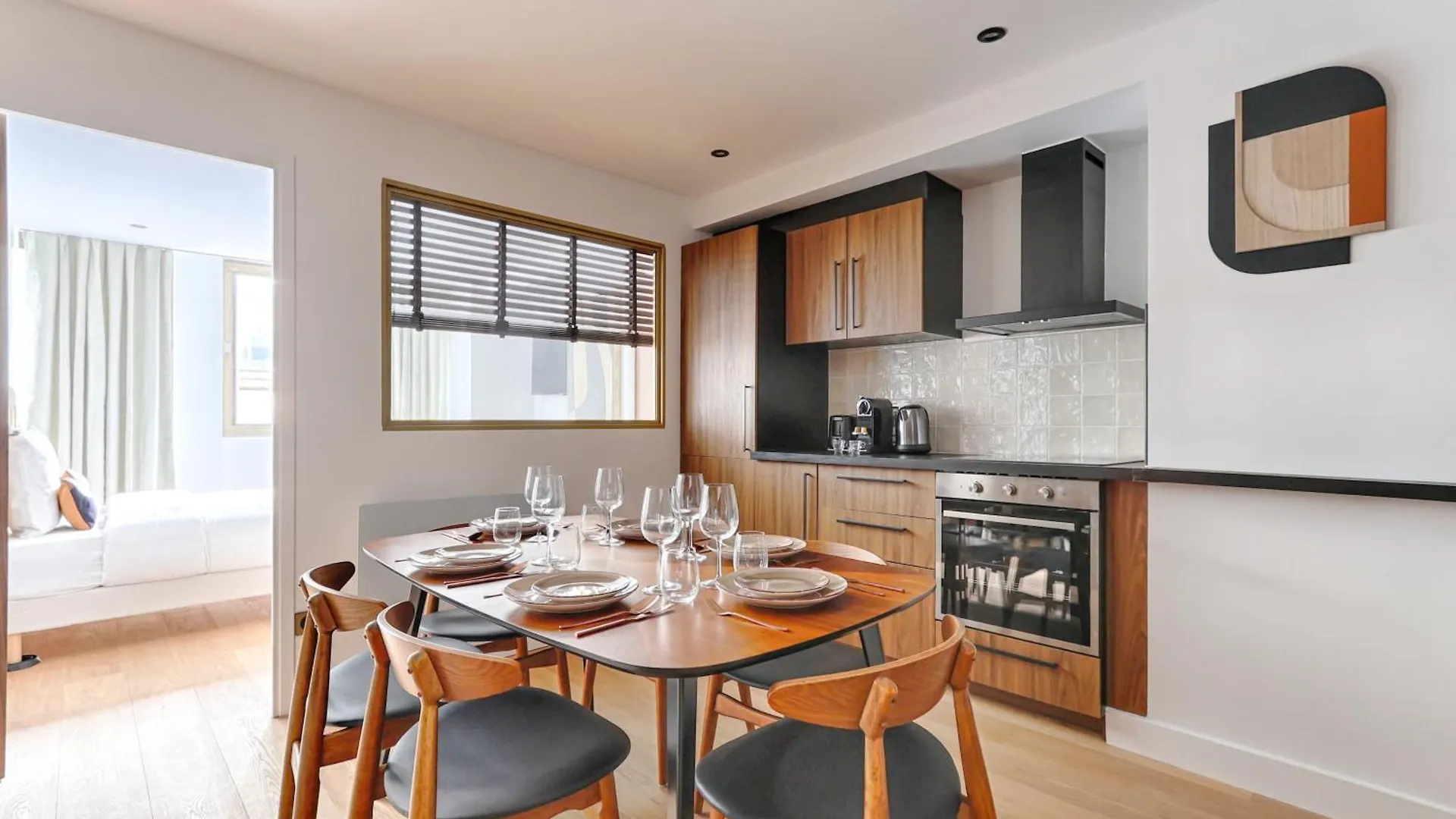 Sentier Historical Center Luxury & Design 2br Apartment Paris
